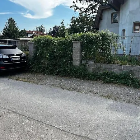Gartenhaus Am Stadtrand Von Wien Mit Parkplatz Exterior photo