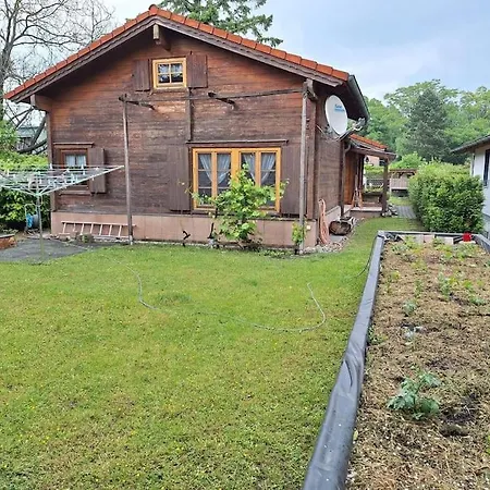 Gartenhaus Am Stadtrand Von Wien Mit Parkplatz Exterior photo